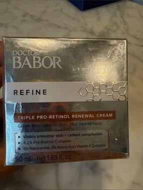 Doctor Babor Refine Triple Pro-Retinol Renewal Cream - Silver Packaging
